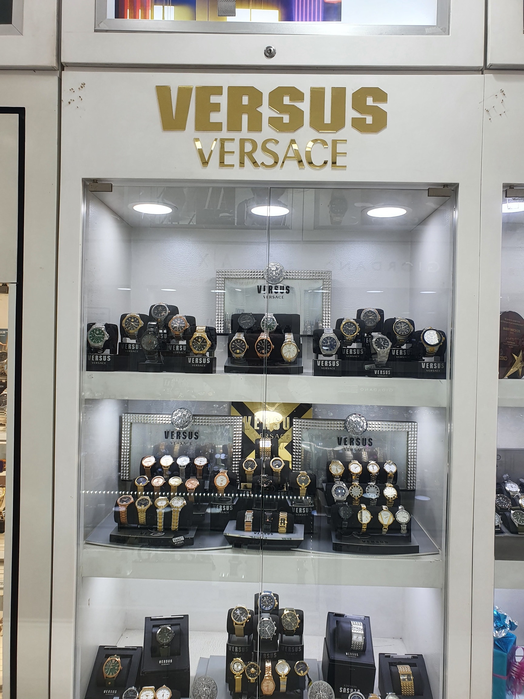 73 Photos of Rajeev Watch Co in Shakarpur Delhi Justdial