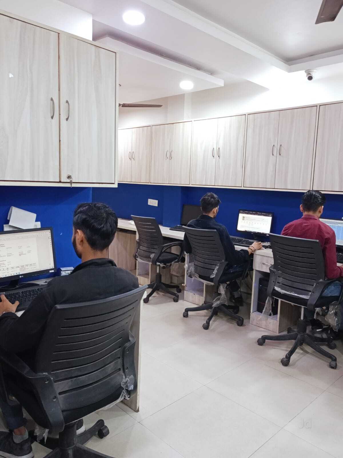 Vinay & Vihaan Associates
