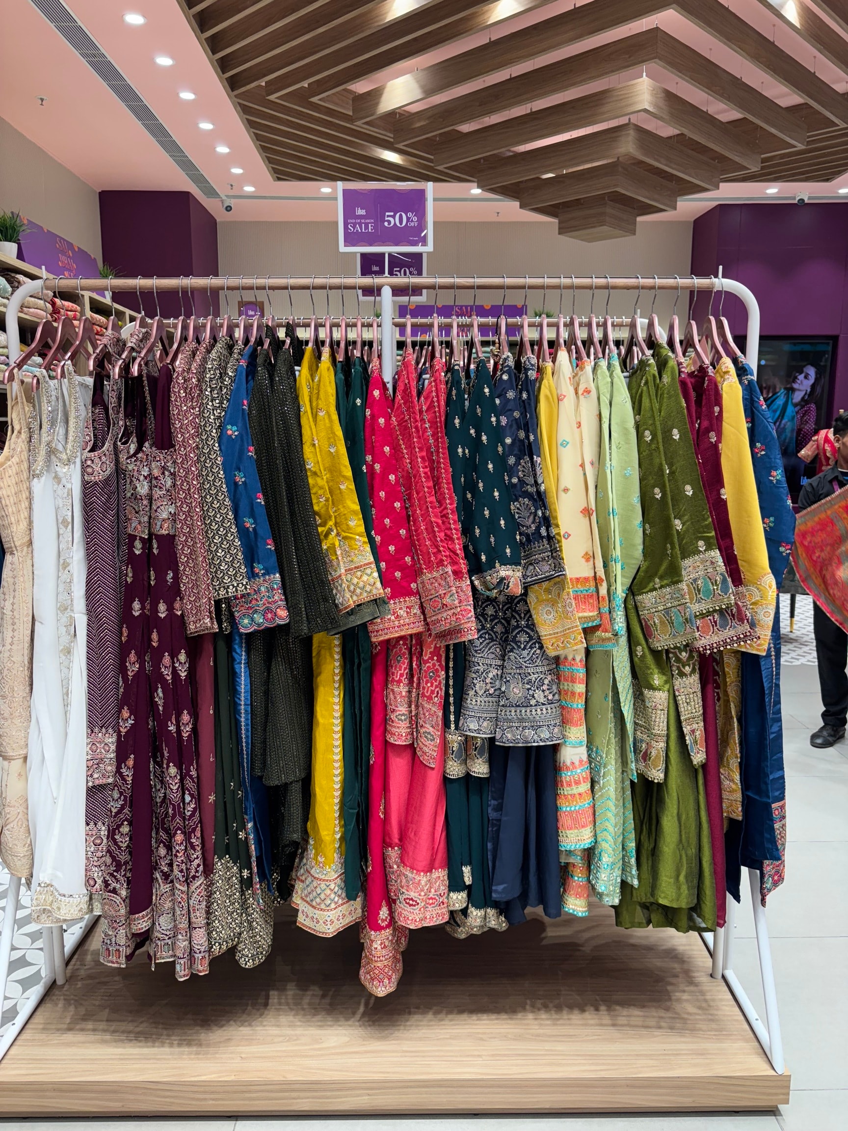 Top Women Ethnic Wear Retailers in Chandni Chowk - Best Ladies Ethnic Wear  Retailers Delhi near me - Justdial