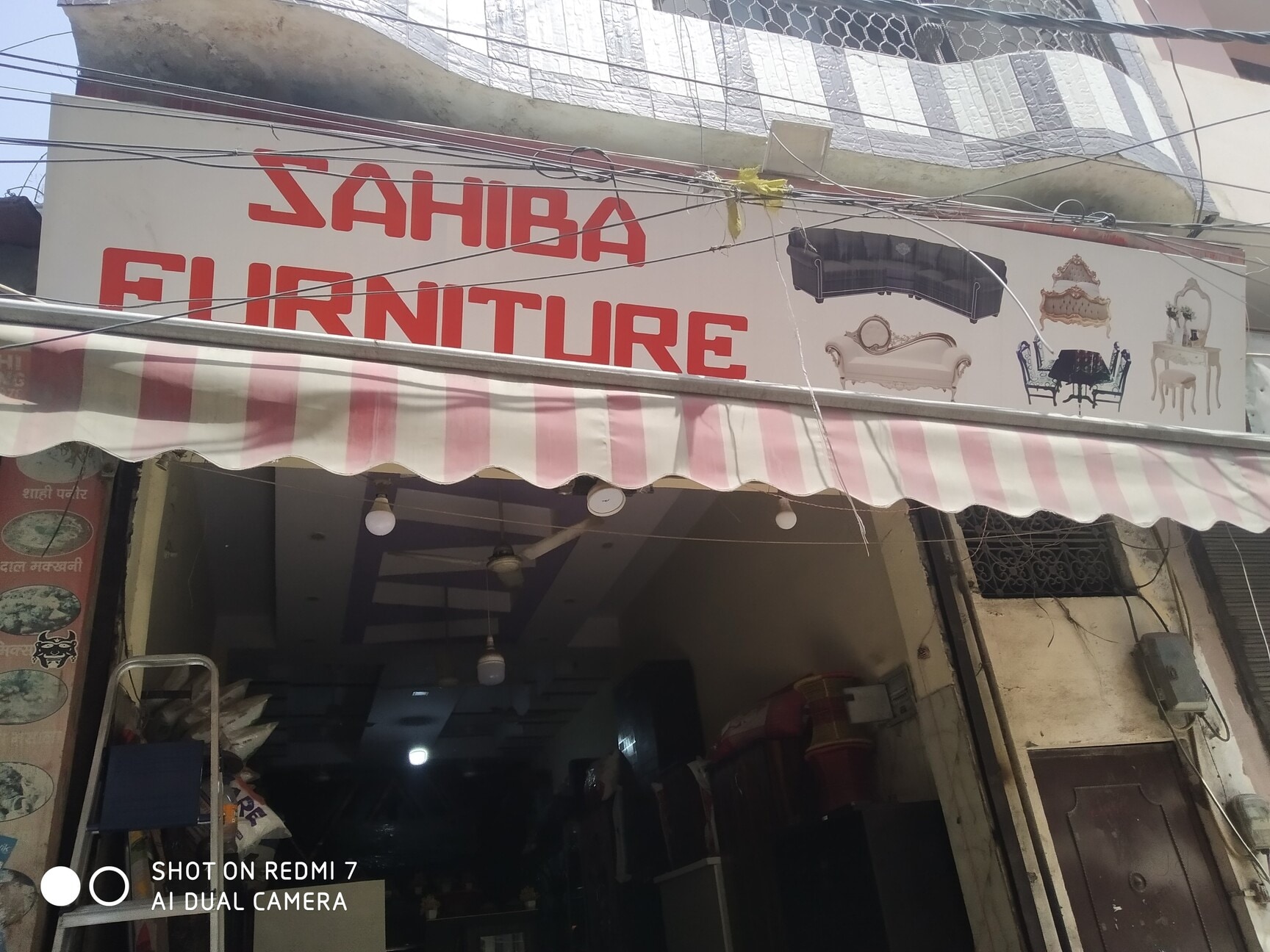 Men musofirlarni sikdim Azo yutindi