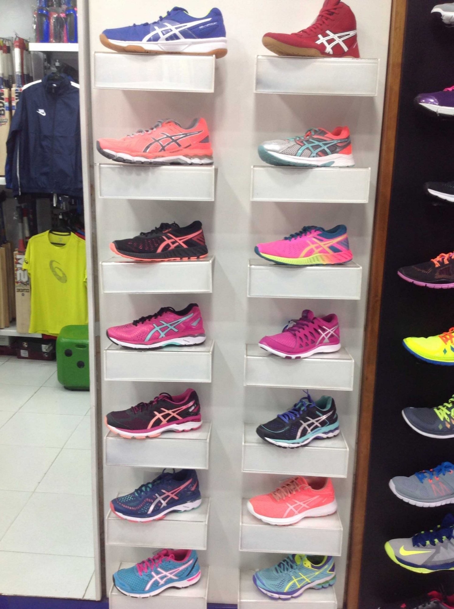 Asics store new delhi delhi hotsell