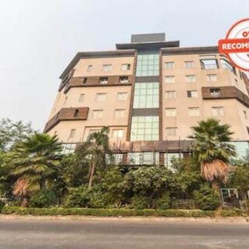 Top Lodging Services in Noida Sector 29, Noida - Best Accomodation