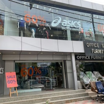 Find list of Asics Stores near Ambience Mall Vasant Kunj - Asics Outlets  Delhi near me - Justdial