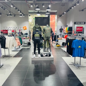 nike factory outlet chattarpur contact number