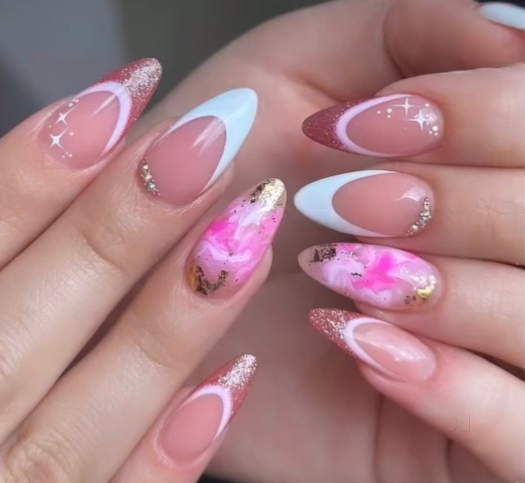 Chic Model Nail Art Trends