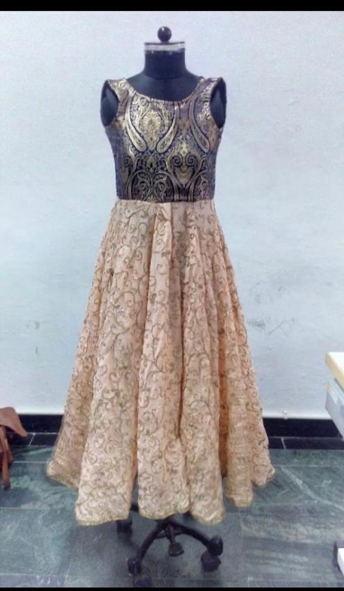 Top Bridesmaid Dress Manufacturers in Bangalore near me - Justdial