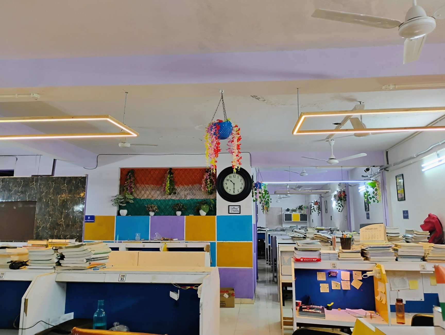 Friends Library (Largest & Luxuries Libraries Chain) 5