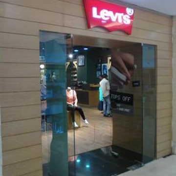 Levis vasant kunj hotsell