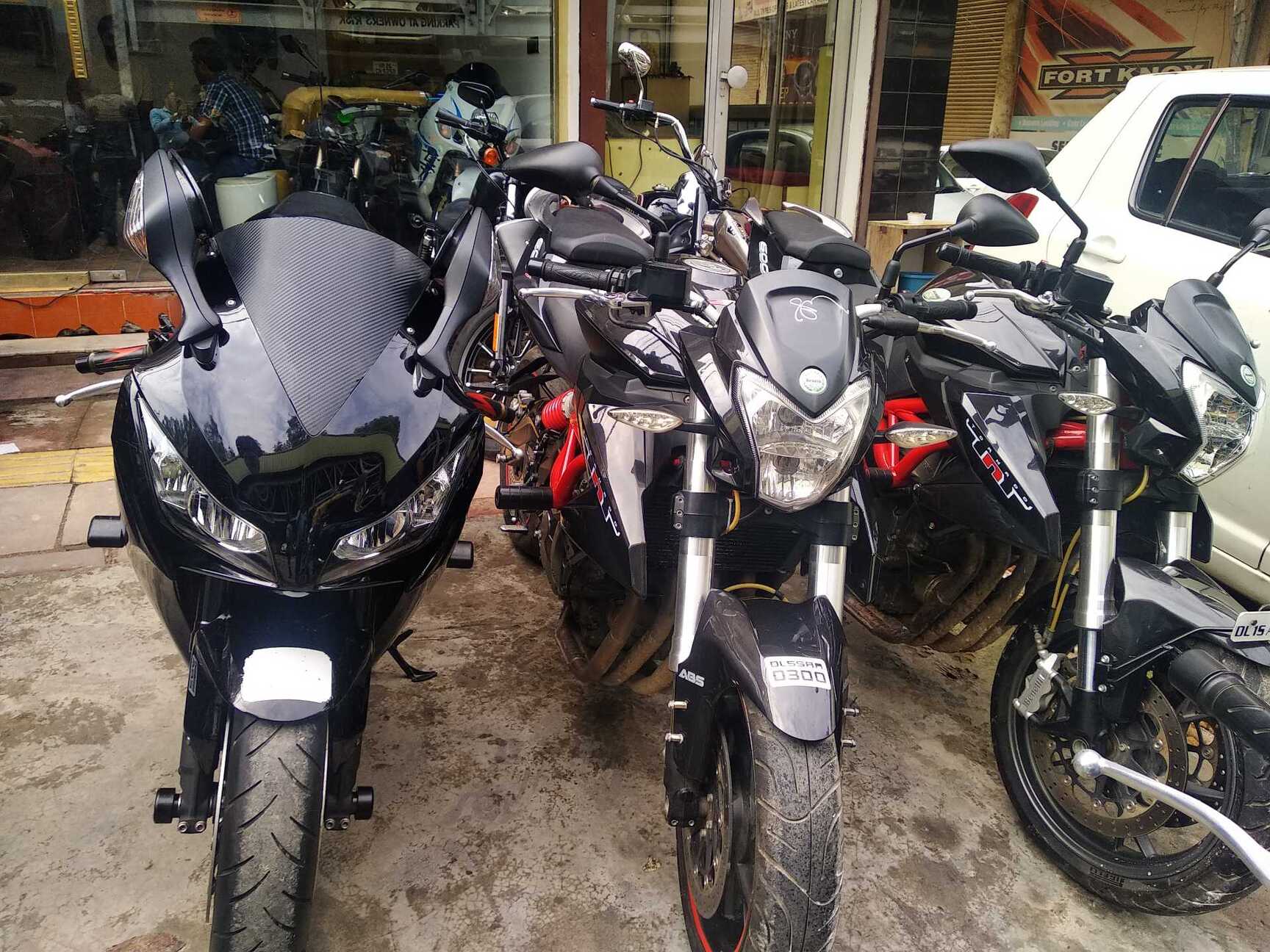 Super bike 2nd hand online