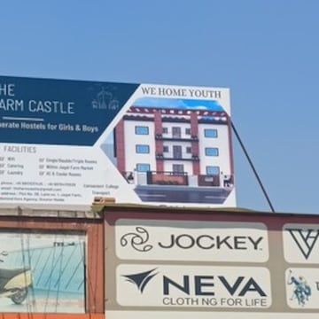 The Farm Castle Girls & Boys Hostel Greater Noida