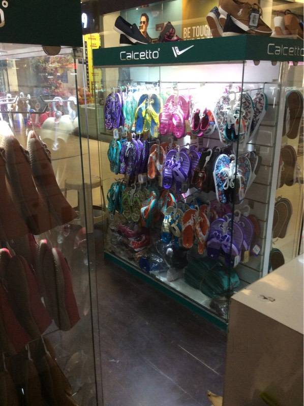 Calcetto kamla nagar store