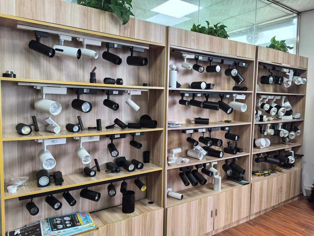 Top Murphy Led Light Dealers in New Delhi - Best Murphy Led Light Dealers  Delhi near me - Justdial