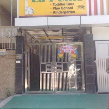 G D Goenka La Petite Janakpuri