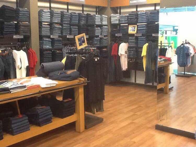 Levis sector 12 dwarka best sale