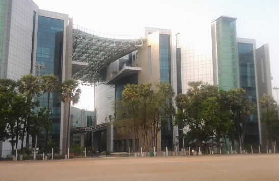 L&T