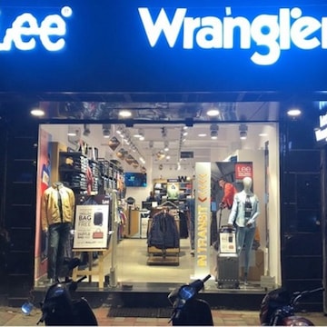 Lee jeans store near me online