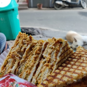 Sandwich Stalls Restaurants in New Delhi, Delhi - Sandwich Shops