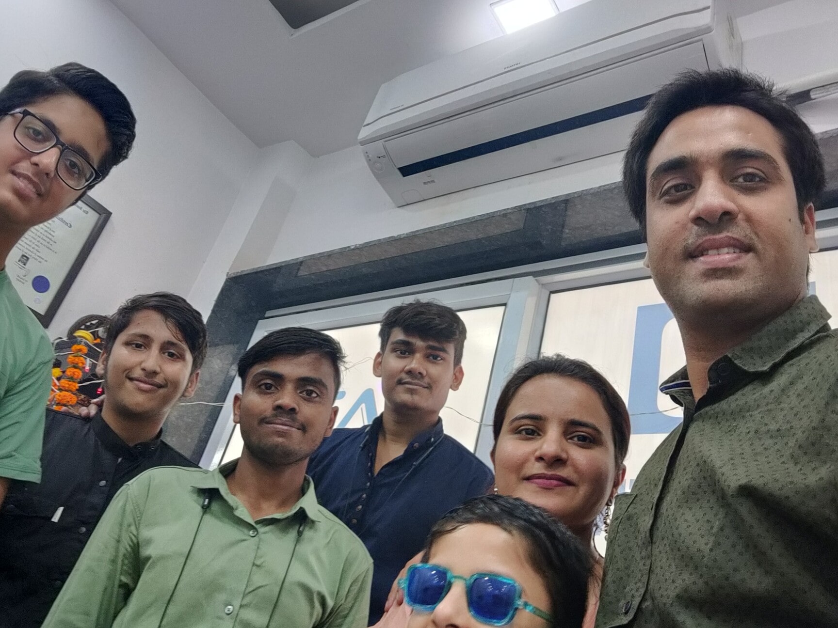 DEEPESH KINGRANI & ASSOCIATES (CHARTERED ACCOUNTANTS)