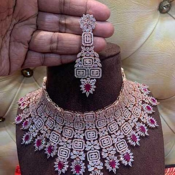 Artificial jewellery in dwarka shop