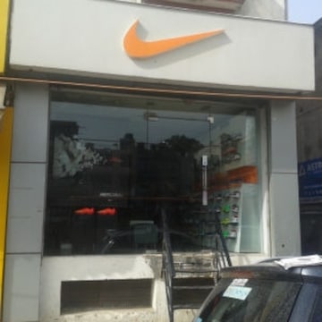 Top Nike Sports Shoe Dealers in Karol Bagh Best Nike Sports Shoe Dealers Delhi Justdial