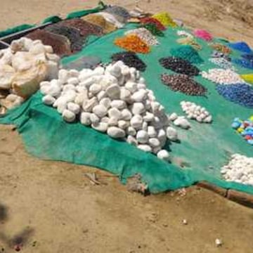 Imran Stone Stone Chair in Delhi - Dealers, Manufacturers & Suppliers - Justdial