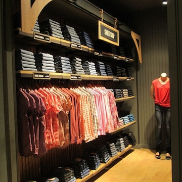 Levis pacific mall subhash nagar sales