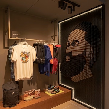 adidas showroom in cp