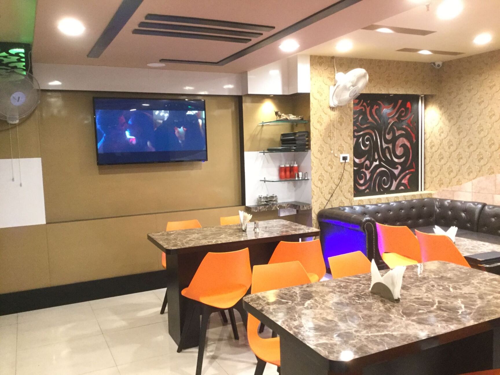 Maftunkor shirinlik ormonda sikiladi