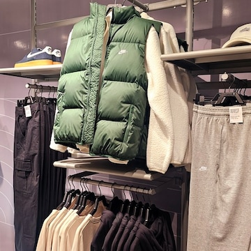 nike factory outlet in tilak nagar