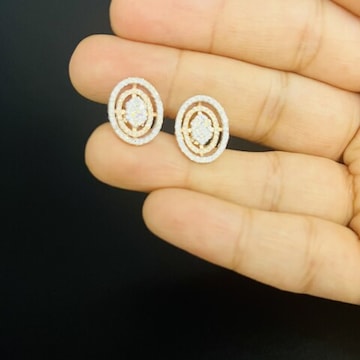 Moissanite dealers store