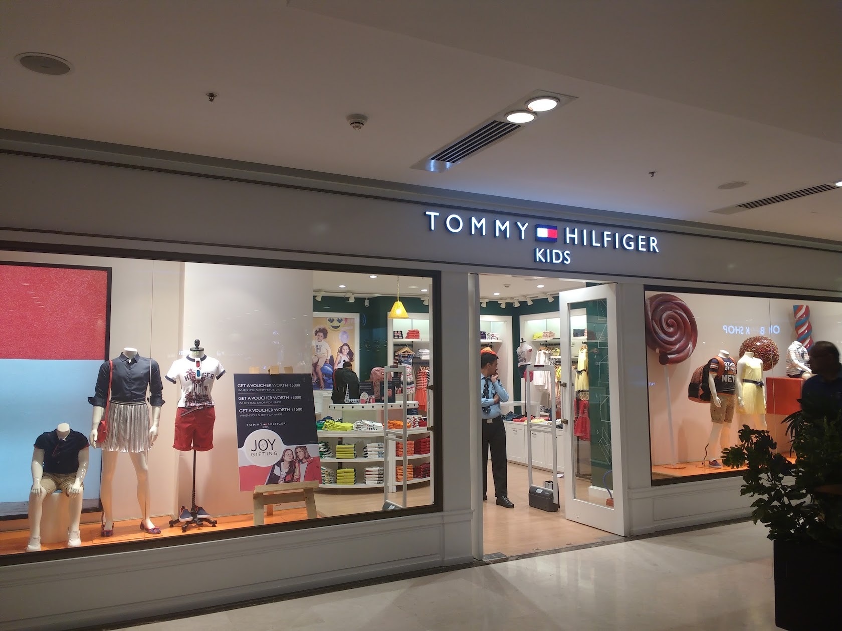Dlf Mall Tommy Hilfiger Kids India Tommy Hilfiger Dlf Promenade Deals