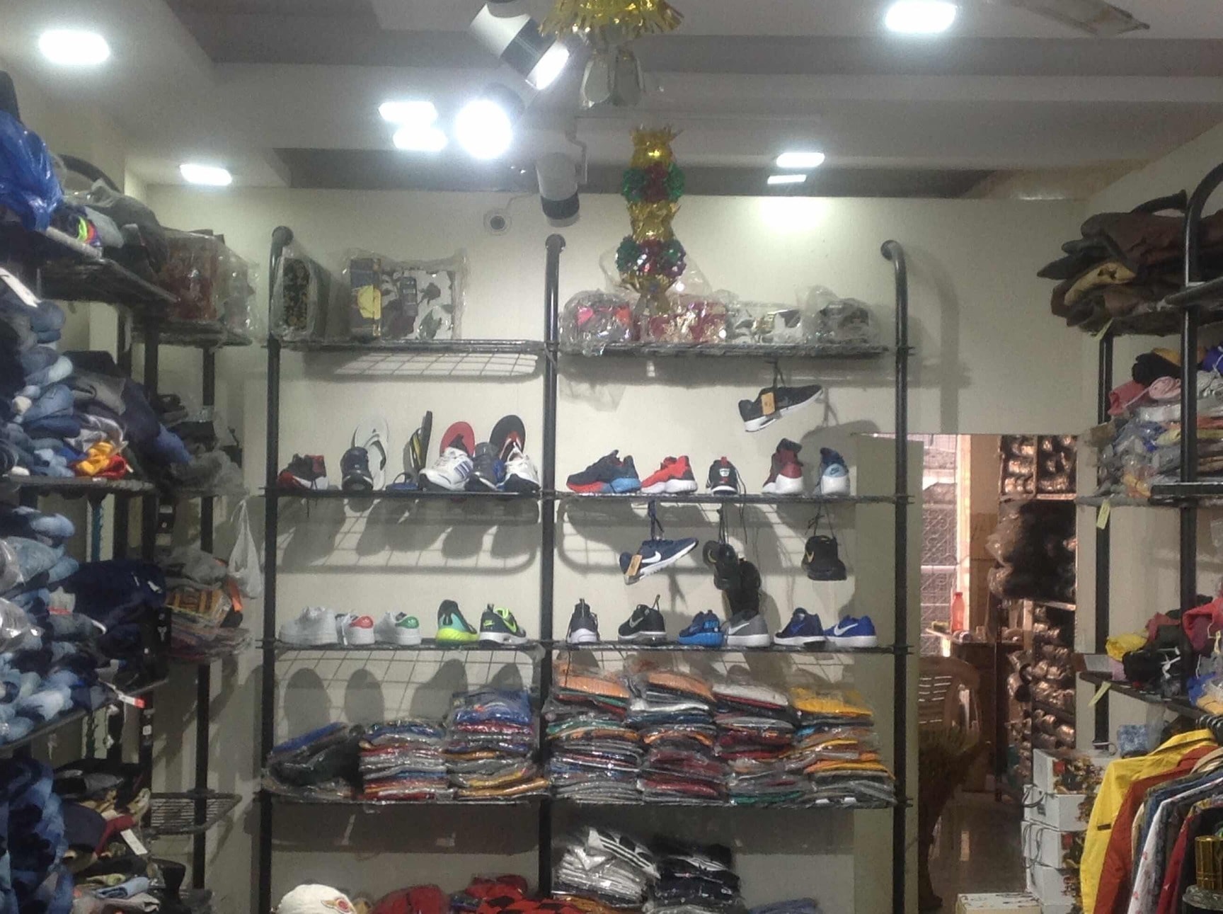 imported tops wholesale in delhi