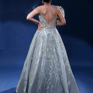 Shagun Wardrobe in Rajouri Garden Delhi Best Lehenga On Rent near me in Delhi Justdial