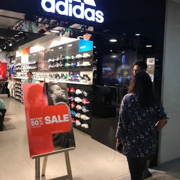 adidas clearance store princess crossing