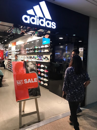 adidas factory outlet akshardham metro station