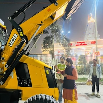 Om Sai Ram Earthmovers in Badarpur, Delhi - Best Earthmovers On Rent ...