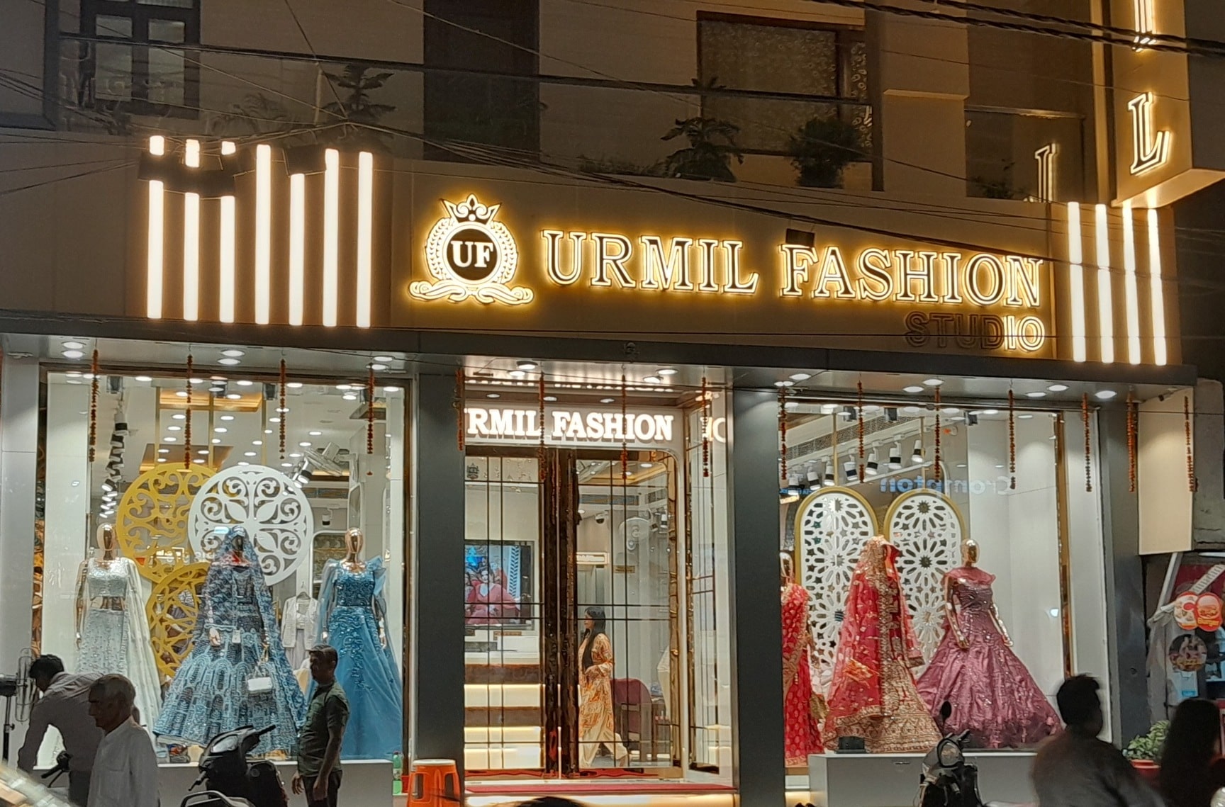 Urmil Fashion Studio outfit 4