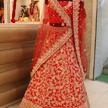 Triveni Sarees in Pitampura Delhi Best Saree Retailers near me in Delhi Justdial