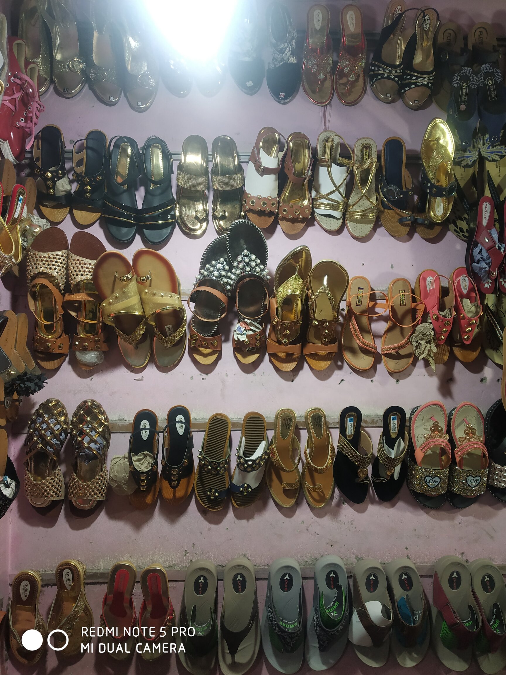 Crocs lajpat nagar 2025