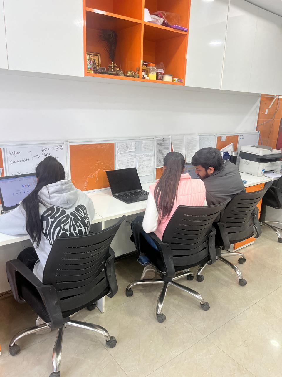 Vipin G & Associates