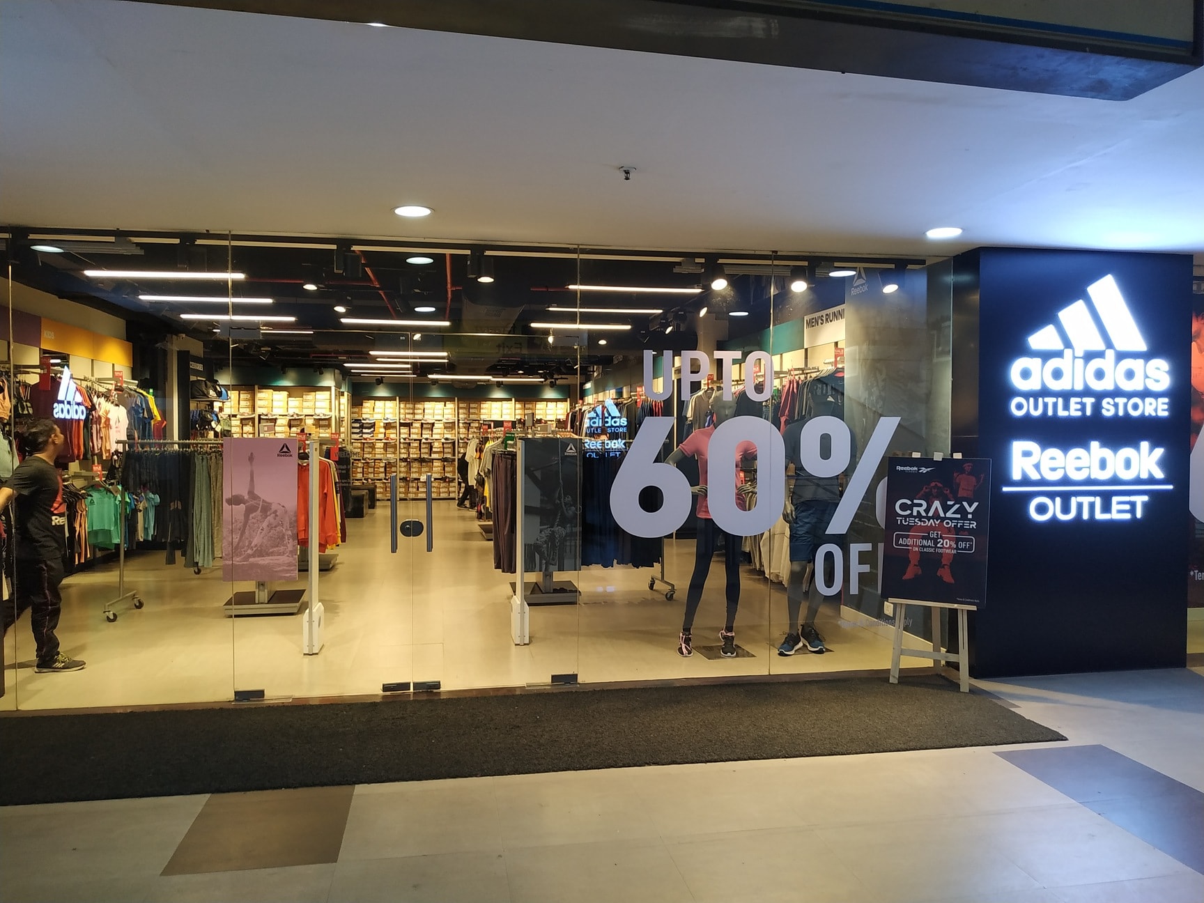 adidas outlet store imm