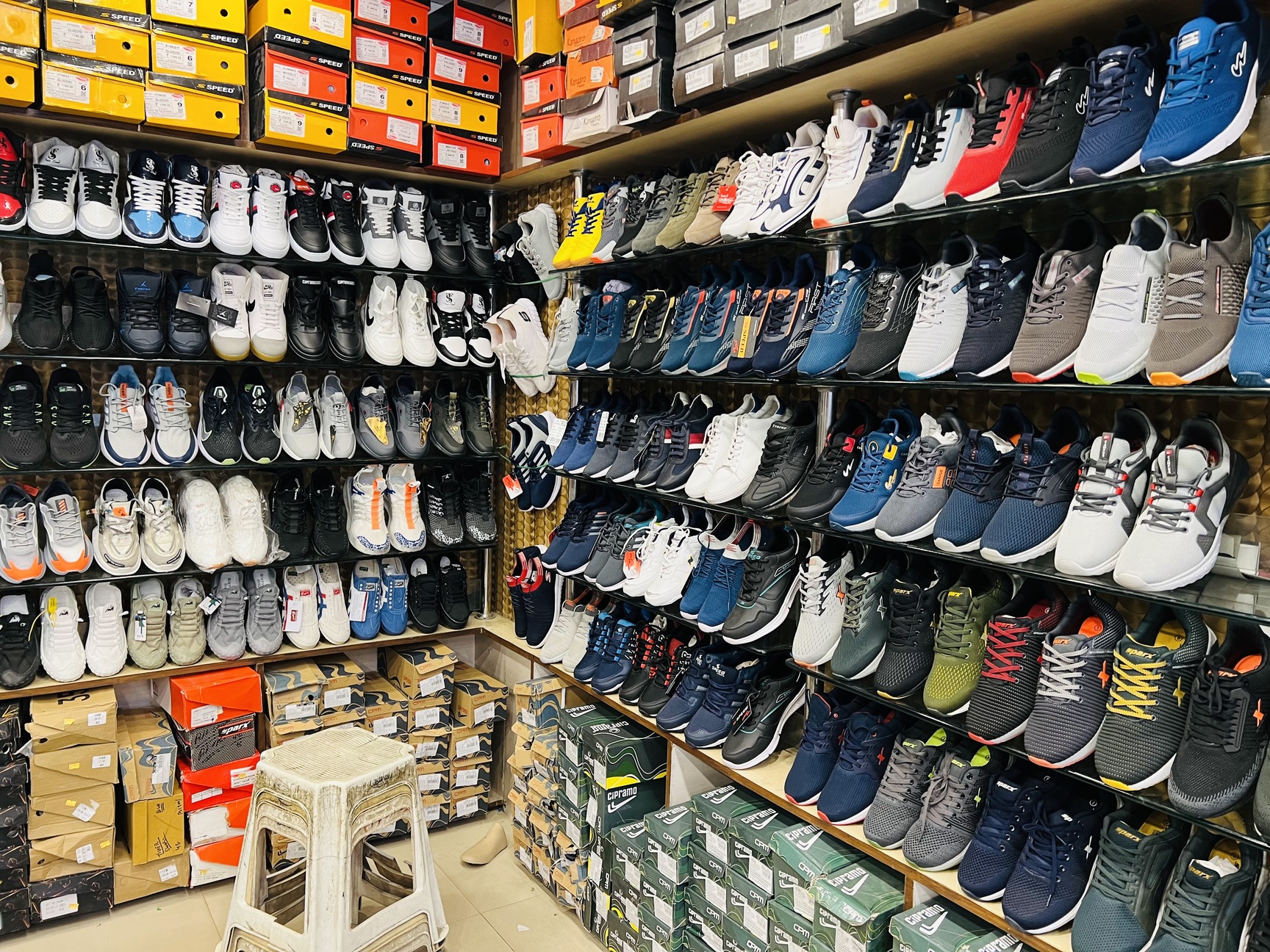 26 Photos of Classic Shoes in Malviya Nagar Delhi Justdial
