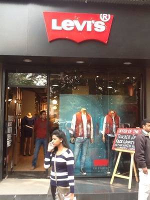 Find list of Levi s near Shipra Mall Indirapuram Levi s Ghaziabad Justdial