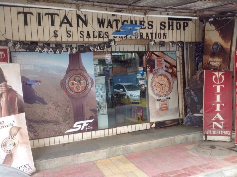 Watch shop in nehru place sales