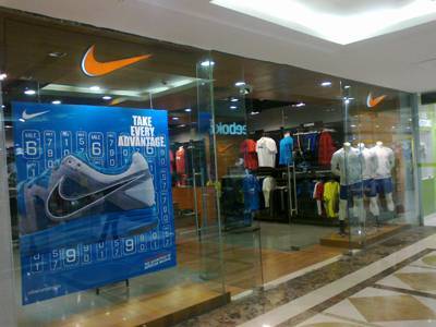 nike store saket