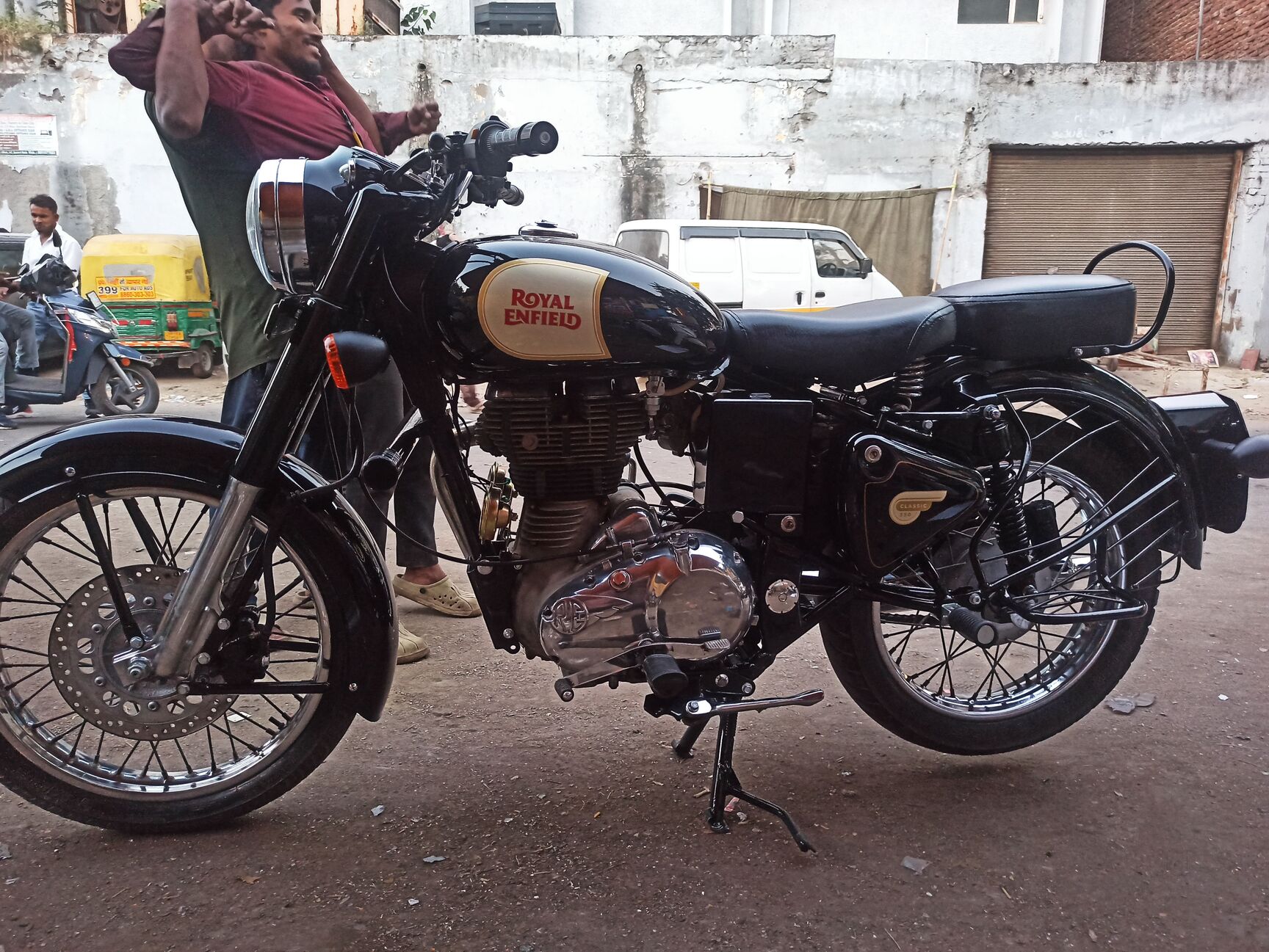 Royal enfield specialist near me online