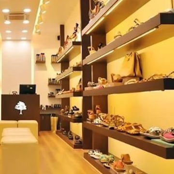 Shoe tree cp store
