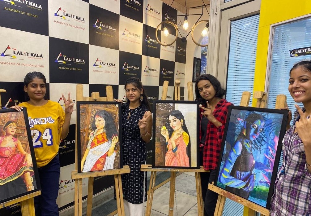dress designing course in delhi PG Diploma in Fashion Communication & Styling Course in Noida