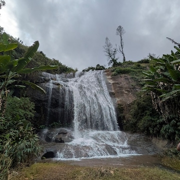 Poombarai Falls
