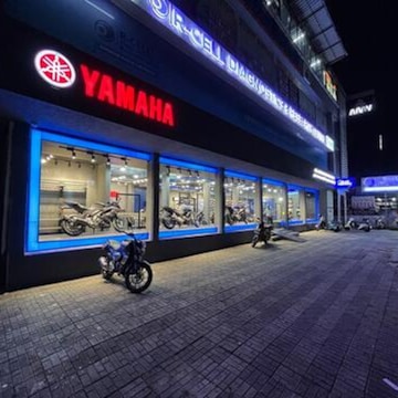 Yamaha showroom edapally sales
